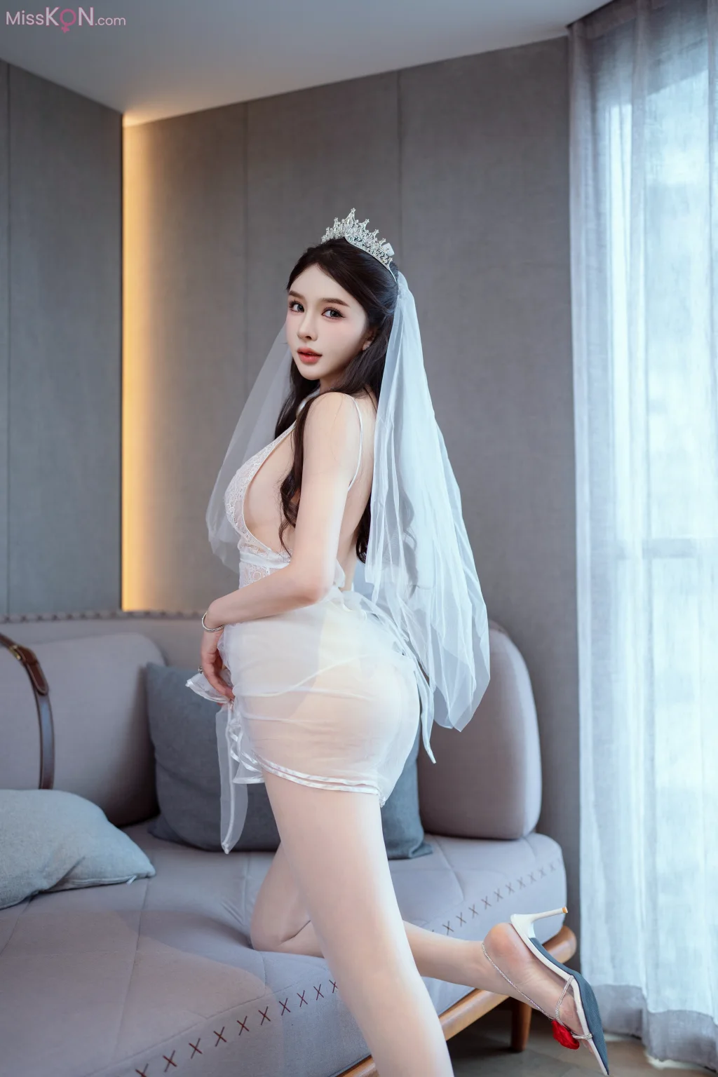 [XR Uncensored] Li Li Sha (李丽莎): R18 秀人网模特 在逃公主 (91 photos)