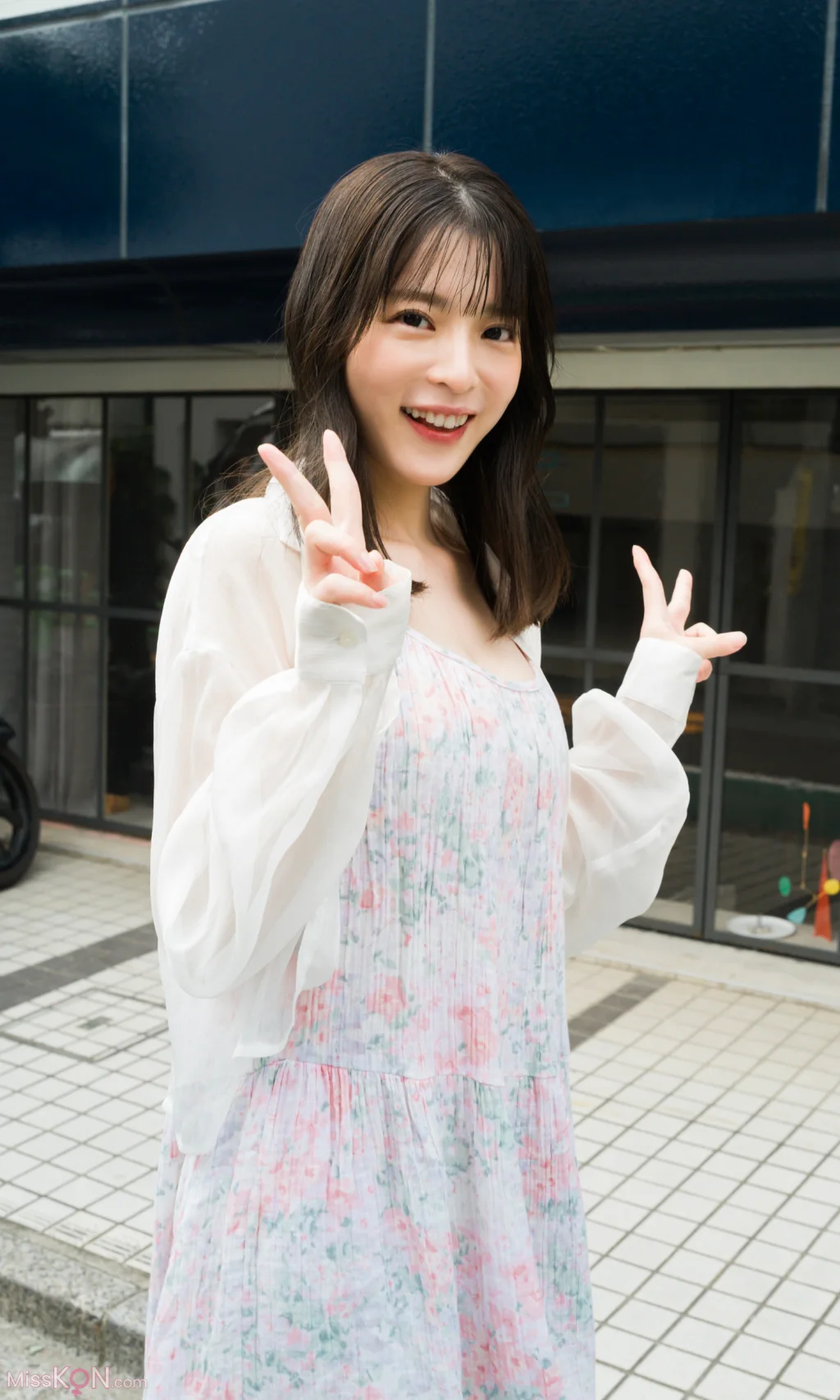 [JP] Nagano Miyabi (長野雅):【デジタル限定】写真集「はじめて」 (85 photos + 1 video)
