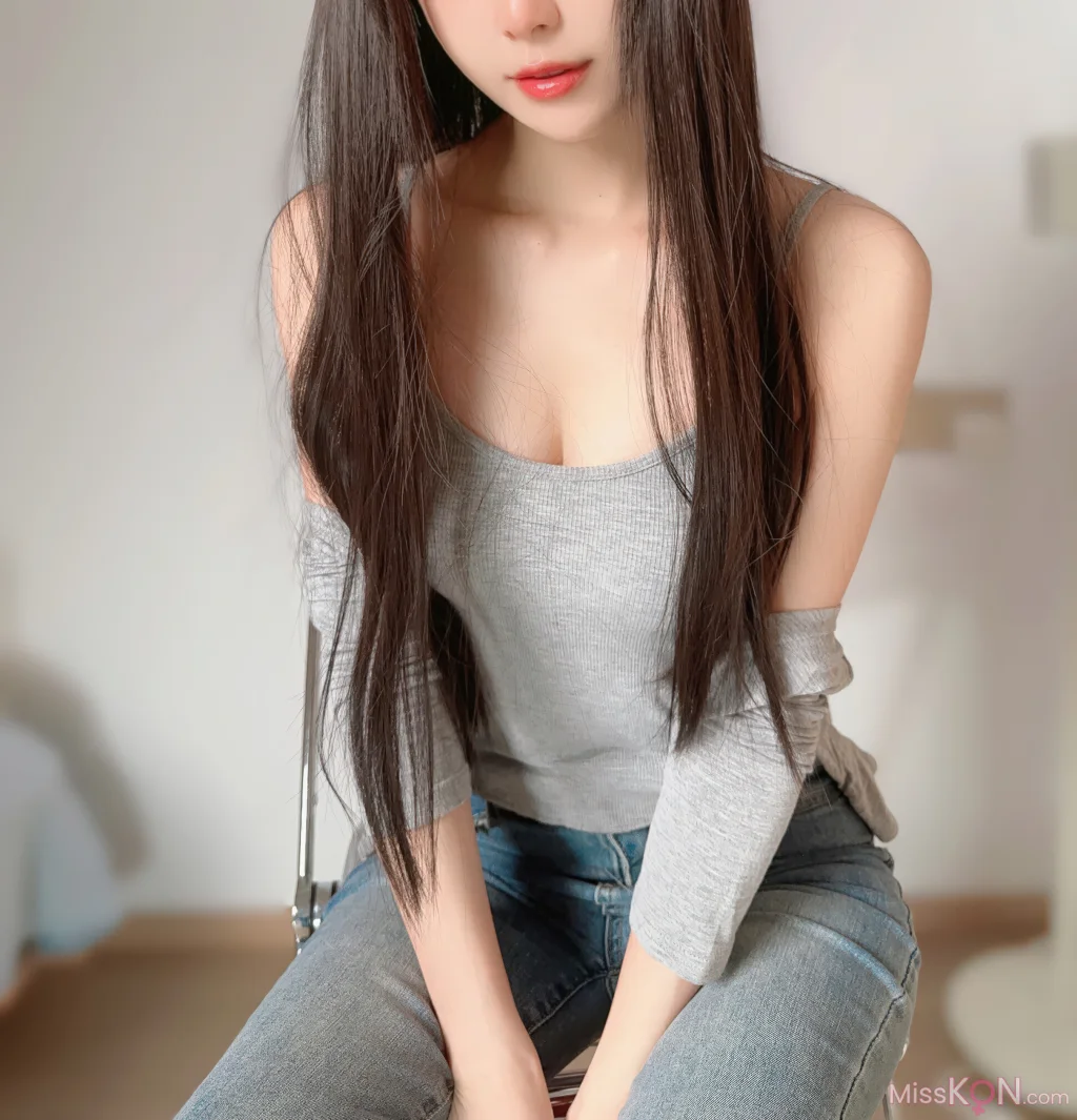Coser@布丁大法 (Pudding Dafa): Aug 2025 (99 photos + 11 videos)