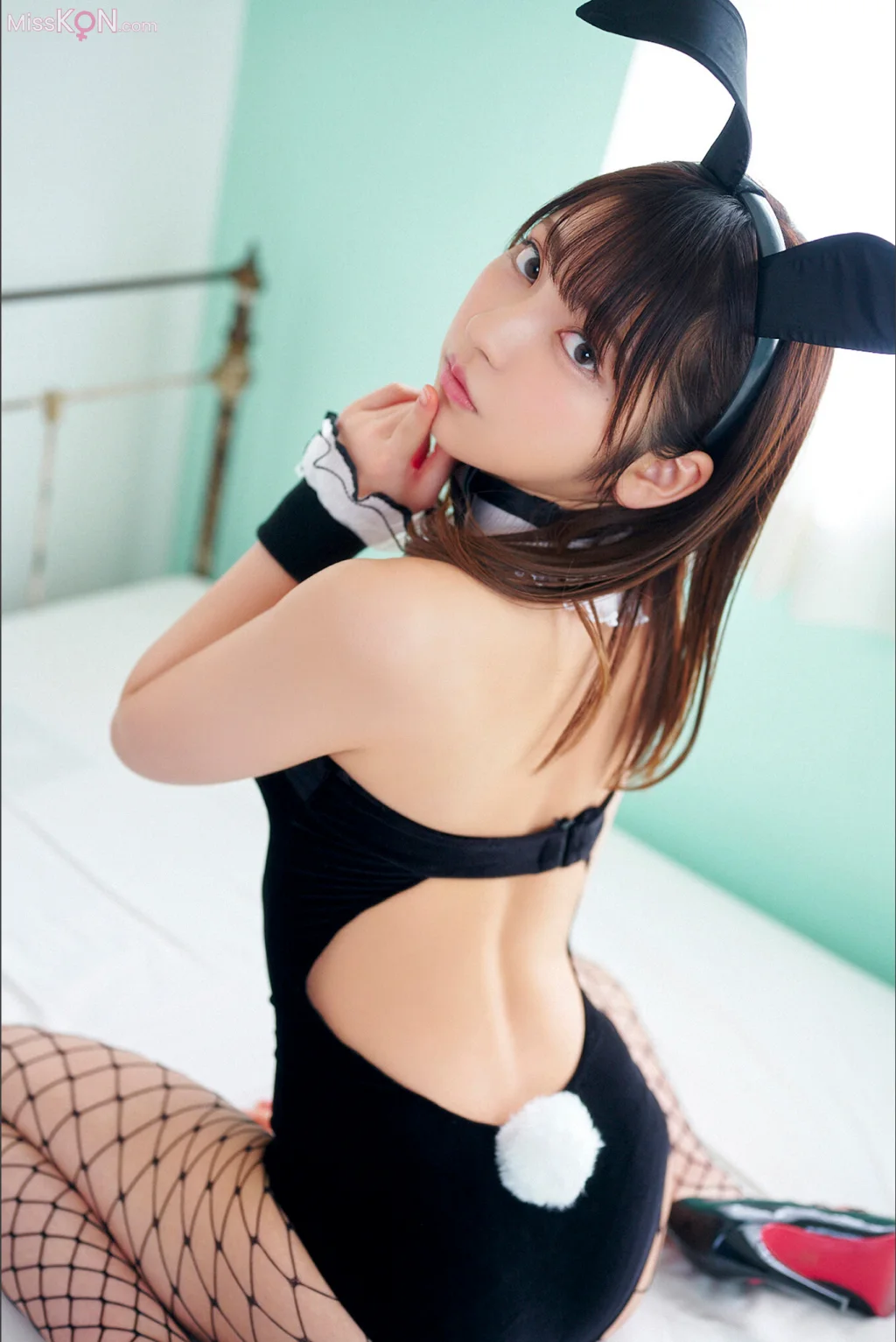 [JP] TOOMI (十味): To Me スピサン グラビアフォトブック (34 photos)