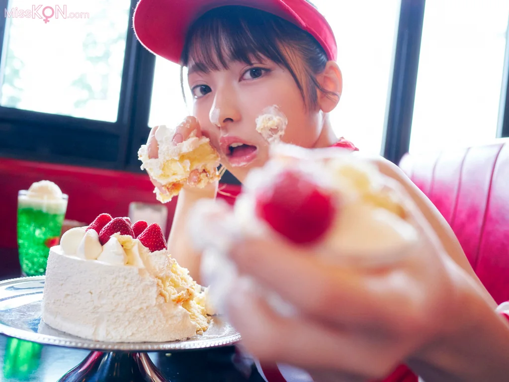 [JP] TOOMI (十味): To Me スピサン グラビアフォトブック (34 photos) – Page 2
