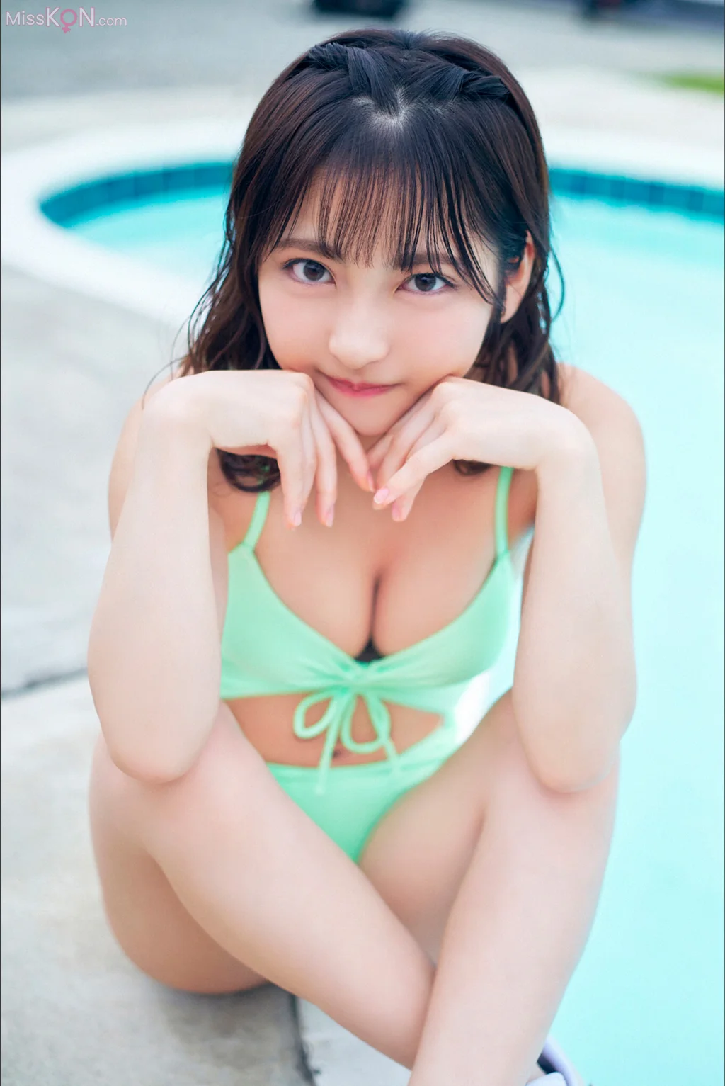 [JP] TOOMI (十味): To Me スピサン グラビアフォトブック (34 photos) – Page 3