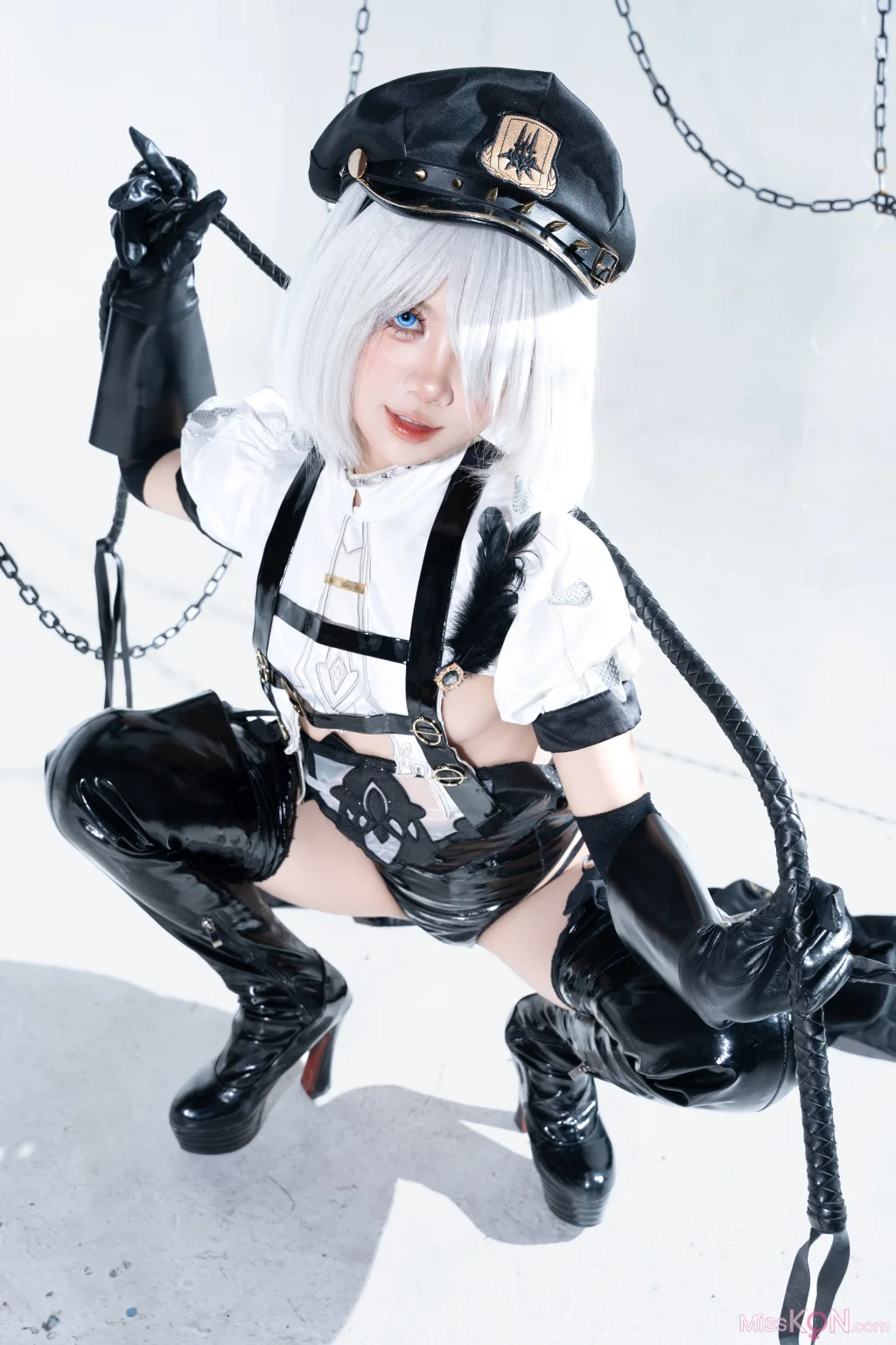 Coser@PoppaChan: 2B Police (42 photos)