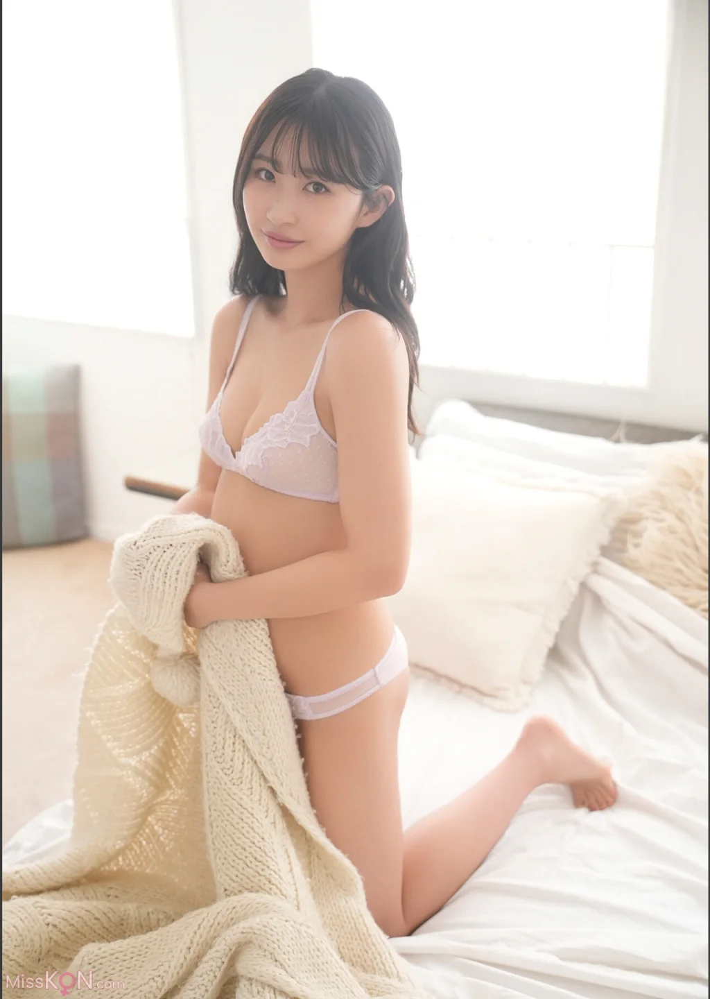 [JP] Hinata Matsumoto (松本日向):『はじめての朝』BOMBデジタル写真集 (70 photos)