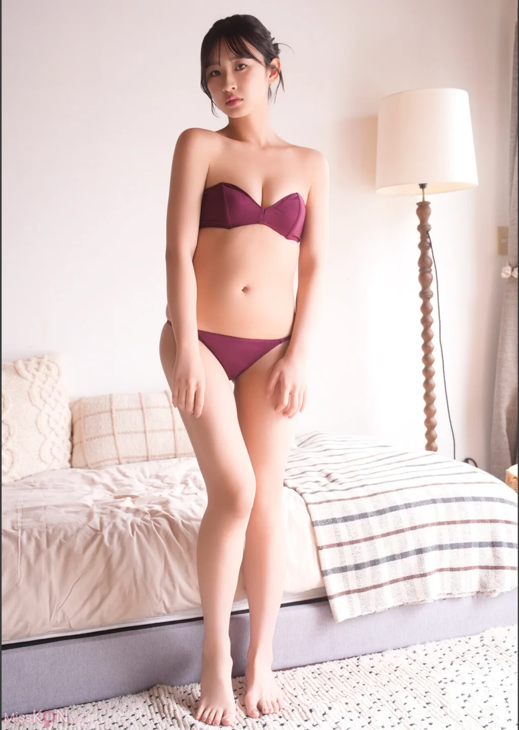 [JP] Hinata Matsumoto (松本日向):『はじめての朝』BOMBデジタル写真集 (70 photos) – Page 2