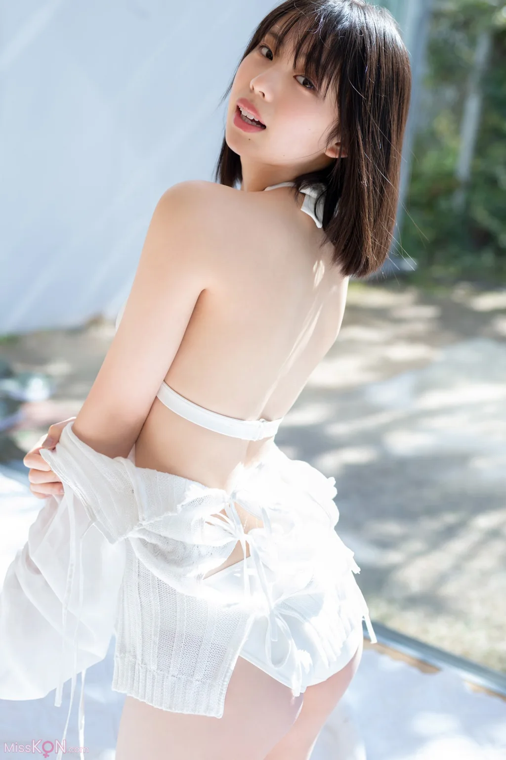 [JP] Kikuchi Hina (菊地姫奈): ヤンマガ (24 photos) – Page 2