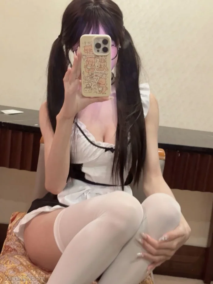 米妮mini: 顶级白虎萝莉 520门槛福利 (191 photos) – Page 3