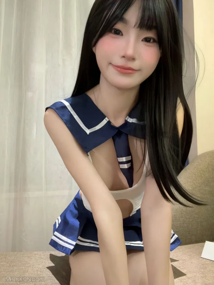 米妮mini: 顶级白虎萝莉 520门槛福利 (191 photos) – Page 5