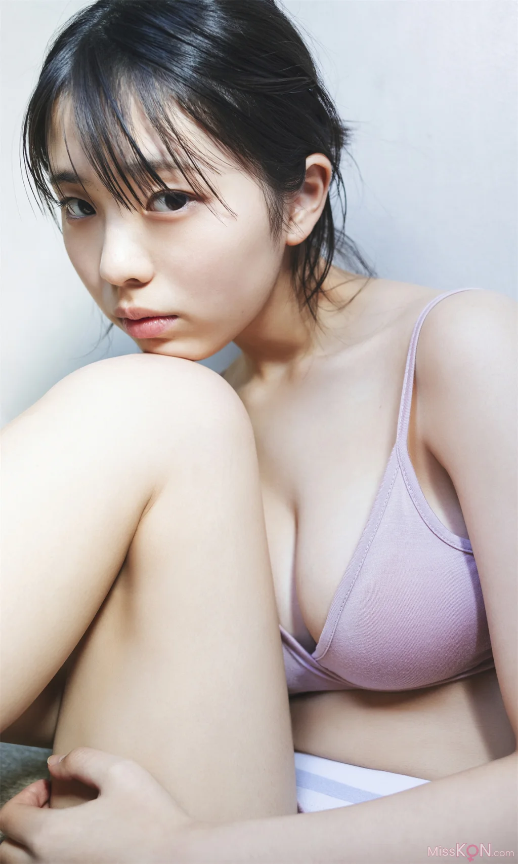 [JP] Kikuchi Hina (菊地姫奈):【デジタル限定 週プレ PHOTO BOOK】菊地姫奈写真集「春めく、ほのめく」 (65 photos)