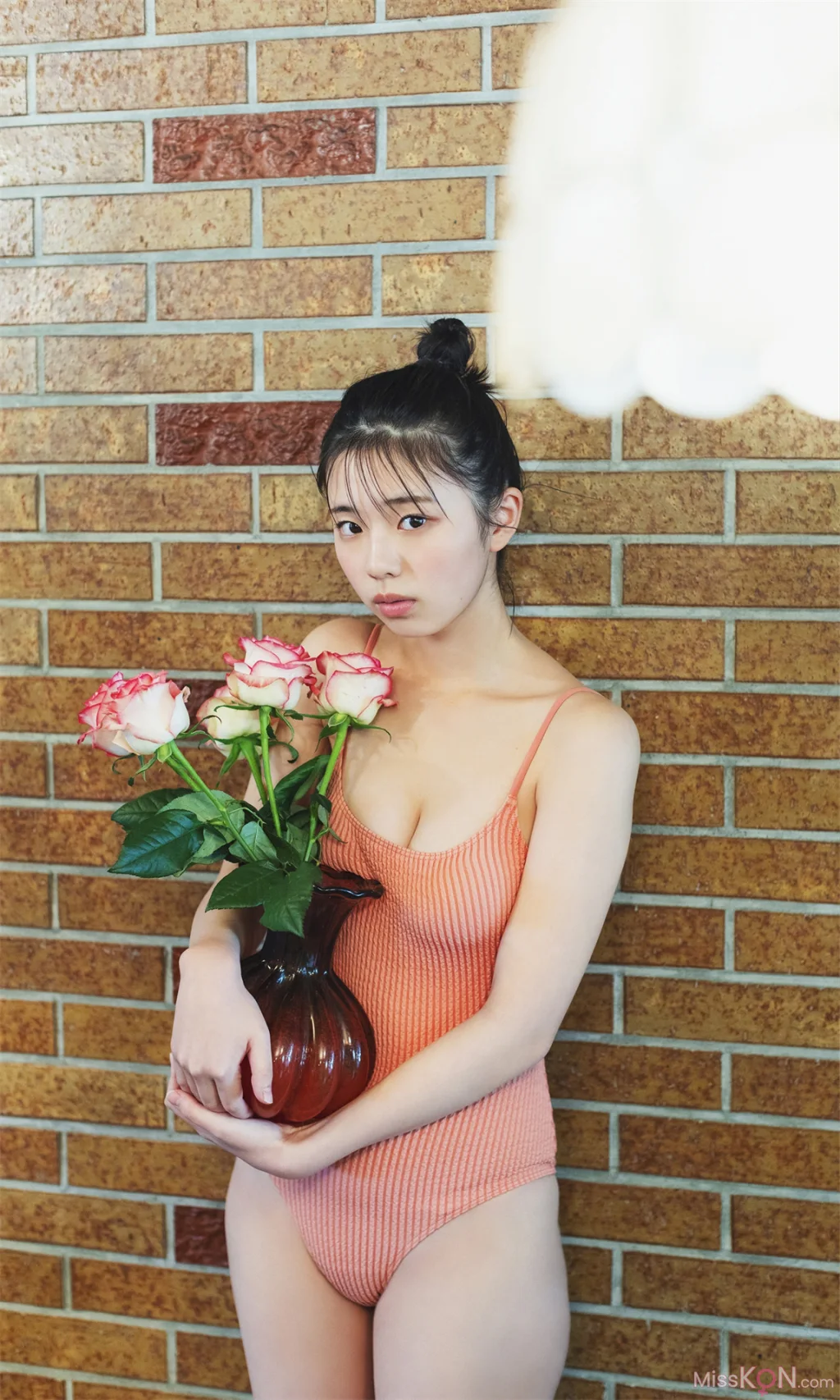 [JP] Kikuchi Hina (菊地姫奈):【デジタル限定 週プレ PHOTO BOOK】菊地姫奈写真集「春めく、ほのめく」 (65 photos) – Page 2