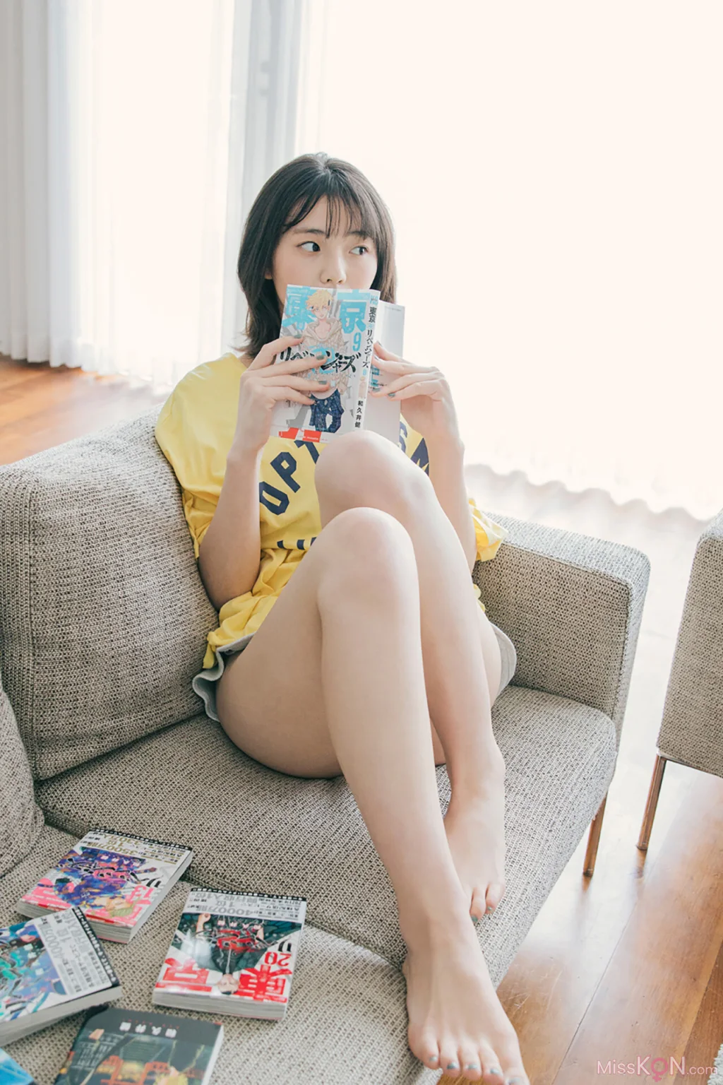 [JP] Kikuchi Hina (菊地姫奈): Platinum FLASHデジタル写真集 「虚構に恋するプリンセス」 (78 photos)