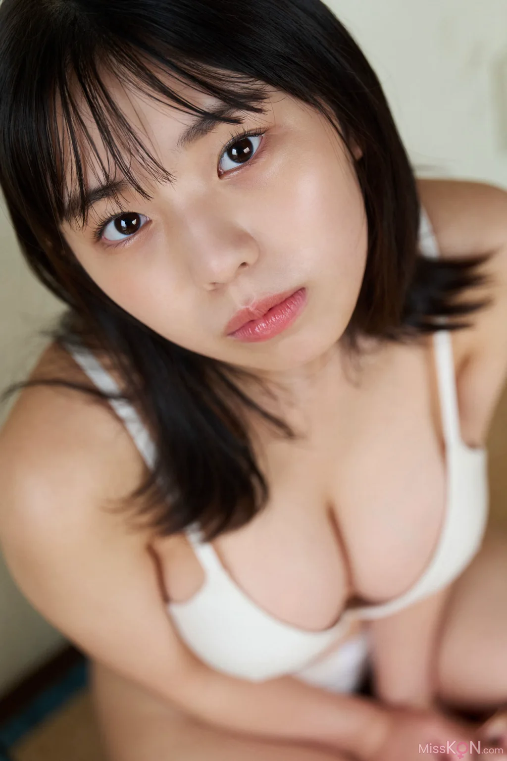 [JP] Kikuchi Hina (菊地姫奈):「圧倒的ヒロイン」ｖｏｌ．２　ハイクオリティ１２０ページ　ＦＲＩＤＡＹデジタル写真集 (121 photos) – Page 2