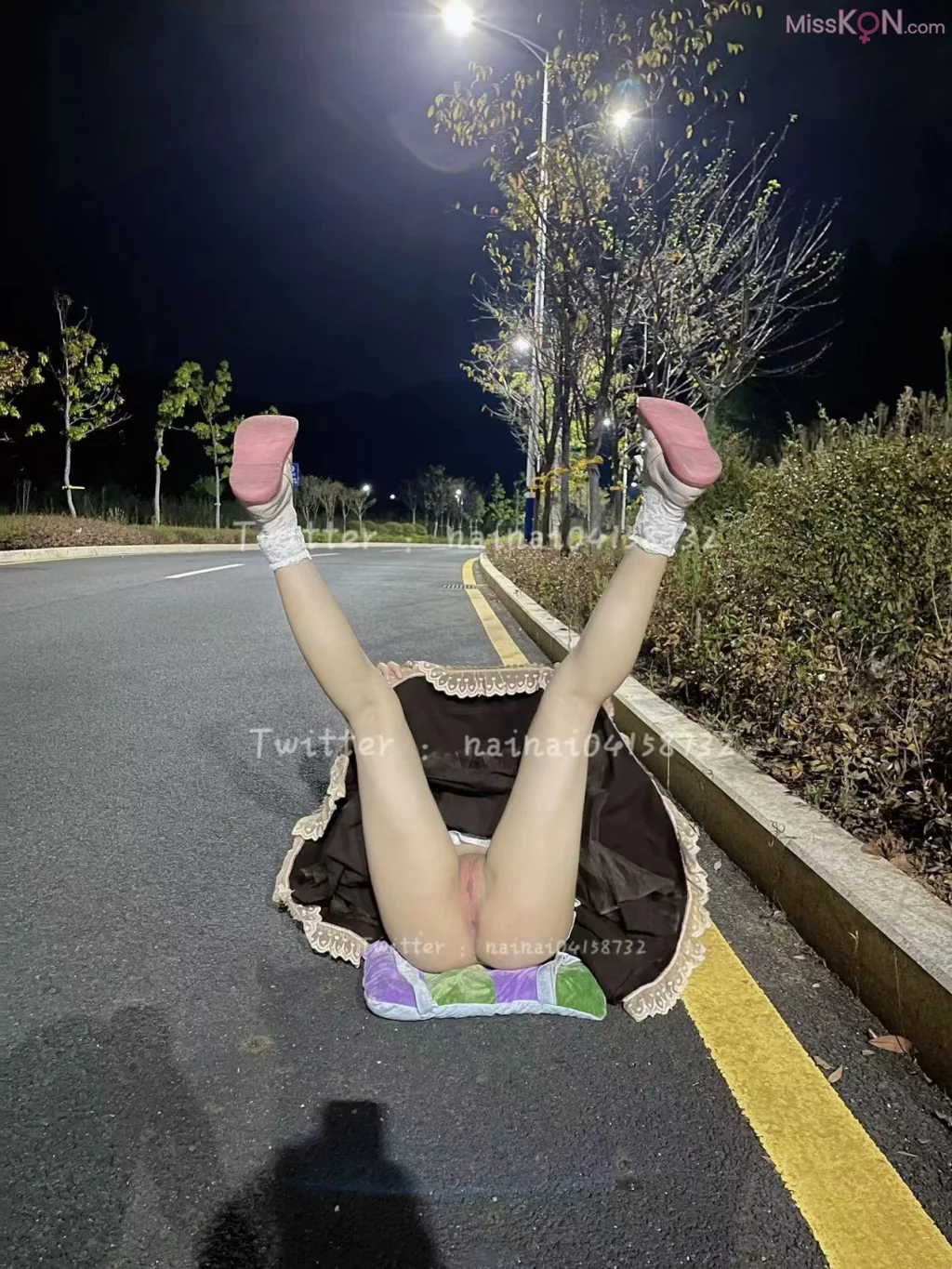 奈奈: X萝莉呆胶布 (209 photos + 29 videos) – Page 2