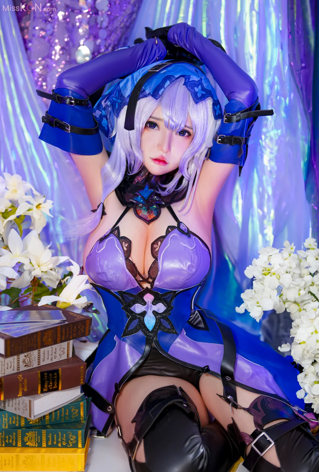 Coser@Potato Godzilla: Black Swan (Honkai Star Rail) (23 photos)