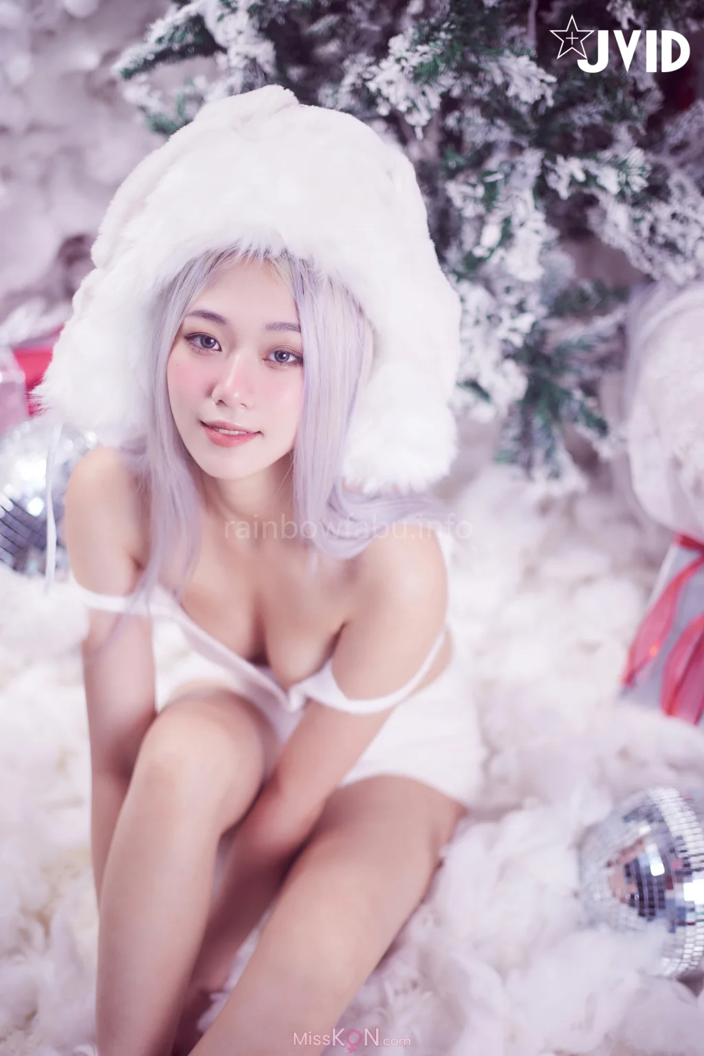 [JVID] Verna: 性感的愛死寂寞人雪女Verna陪你度過聖誕寒冬 (124 photos + 1 video)