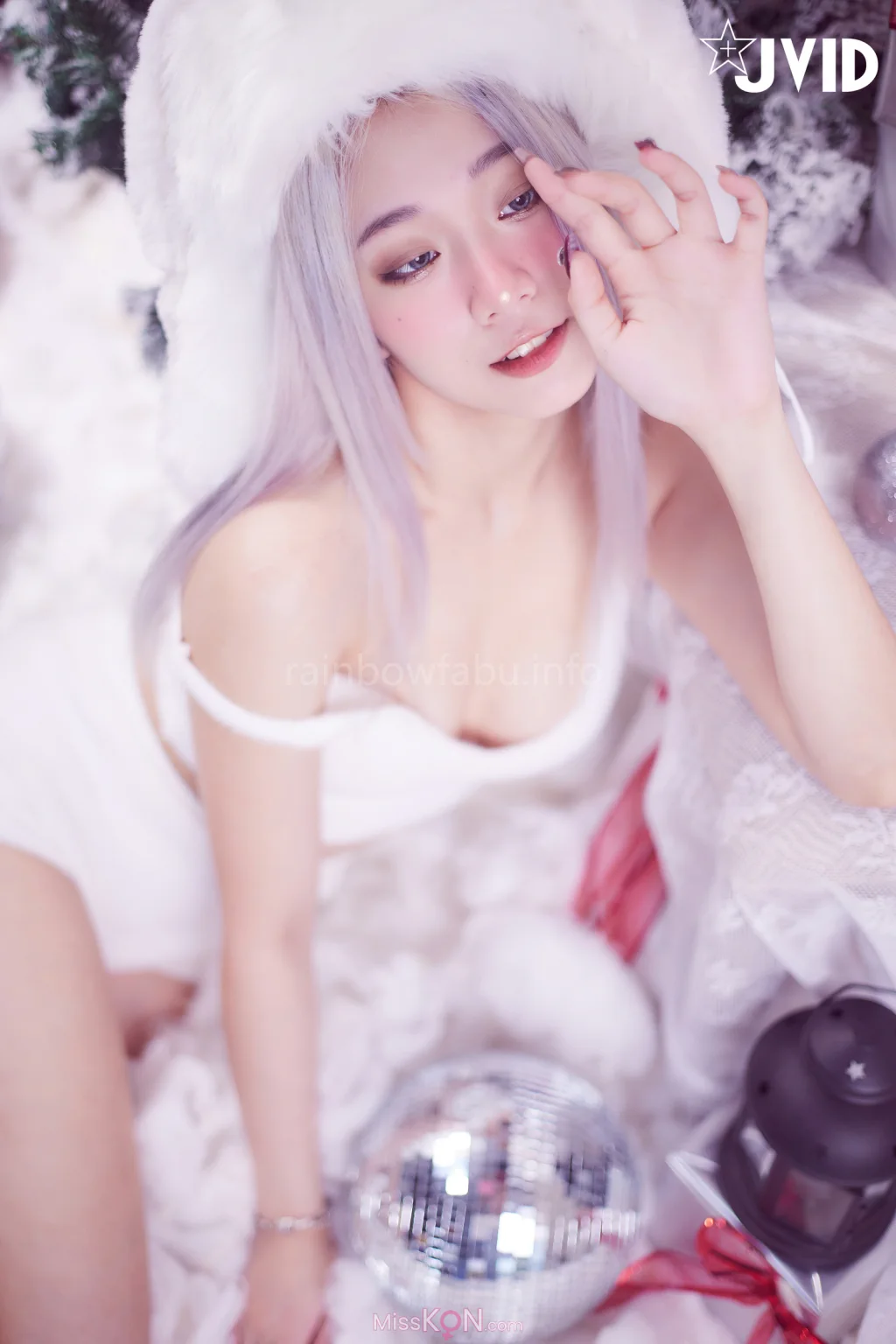 [JVID] Verna: 性感的愛死寂寞人雪女Verna陪你度過聖誕寒冬 (124 photos + 1 video) – Page 3