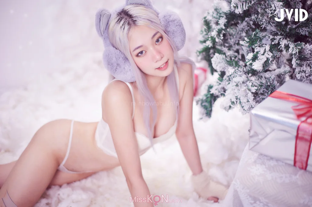 [JVID] Verna: 性感的愛死寂寞人雪女Verna陪你度過聖誕寒冬 (124 photos + 1 video) – Page 5