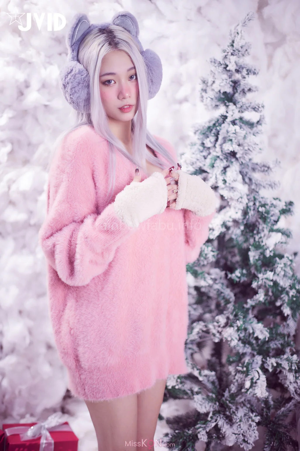 [JVID] Verna: 性感的愛死寂寞人雪女Verna陪你度過聖誕寒冬 (124 photos + 1 video) – Page 5