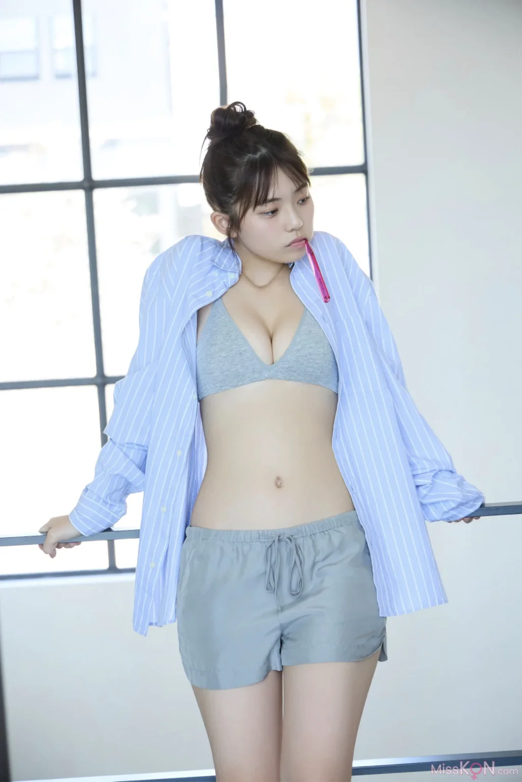 [JP] Kikuchi Hina (菊地姫奈): FRIDAY Monthly Girl 027 先行公開100カット (88 photos)