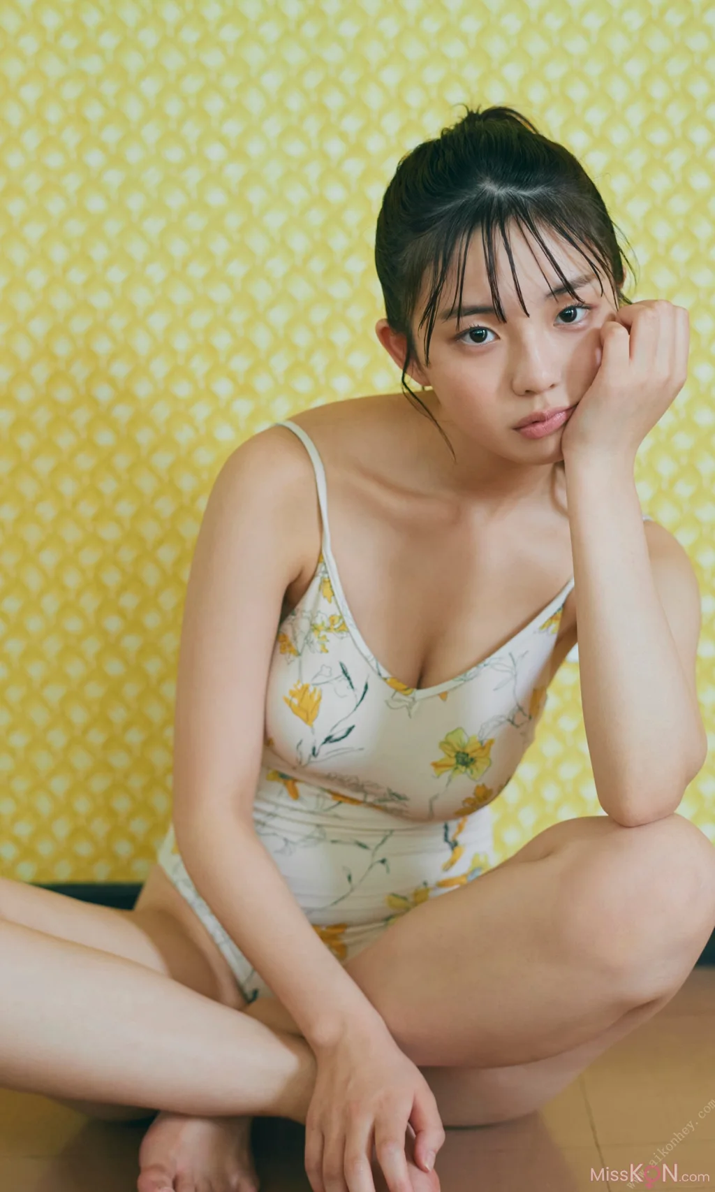 [JP] Kikuchi Hina (菊地姫奈): 週プレ Photo book 「20th Anniversary Vol.2」 (168 photos) – Page 2