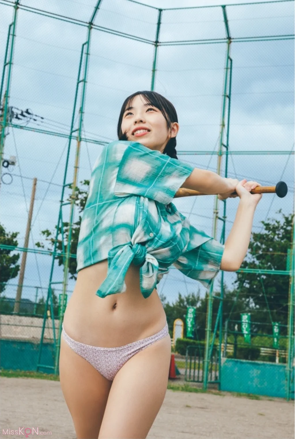 [JP] Kikuchi Hina (菊地姫奈):「moment」 週プレ PHOTO BOOK (147 photos) – Page 3