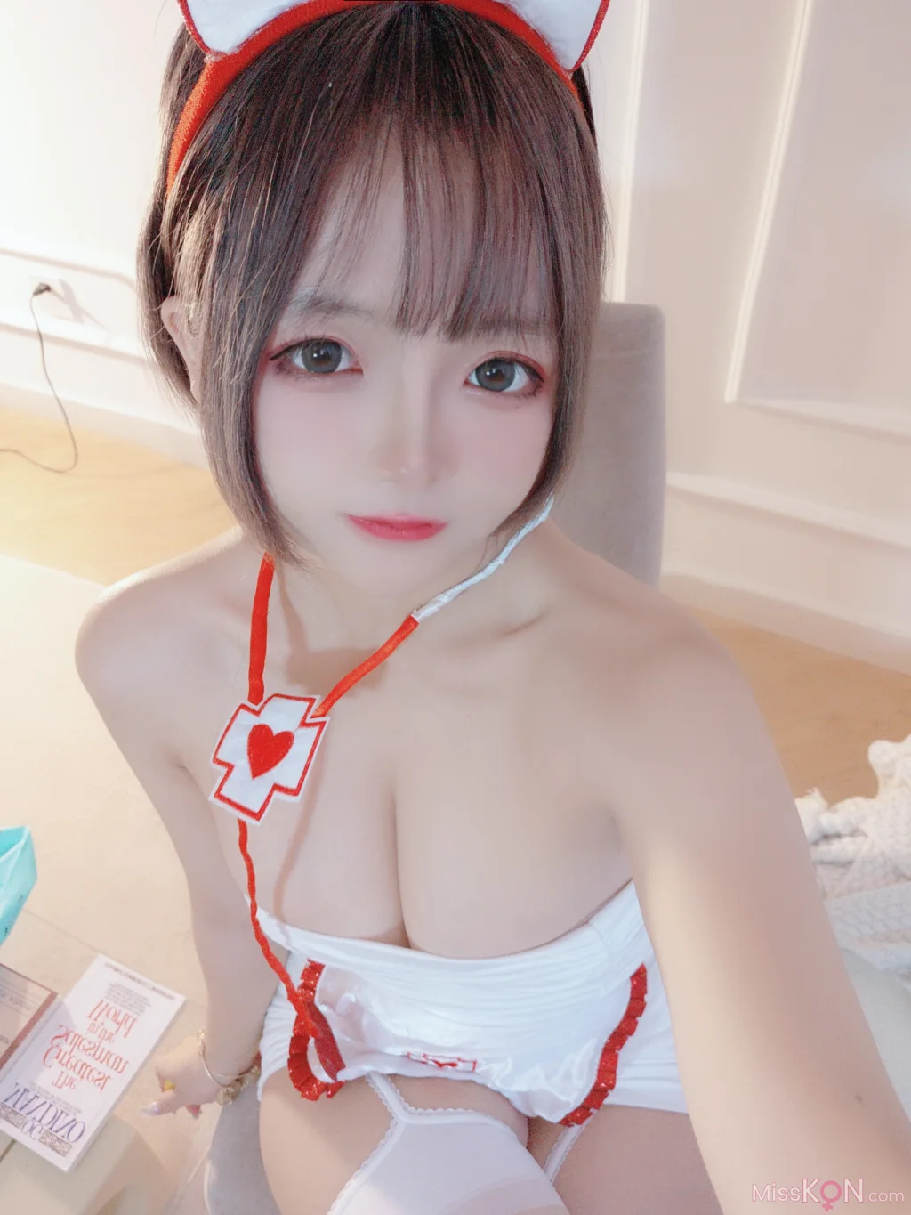 Coser@日奈娇: 护士姐姐 (51 photos) – Page 2