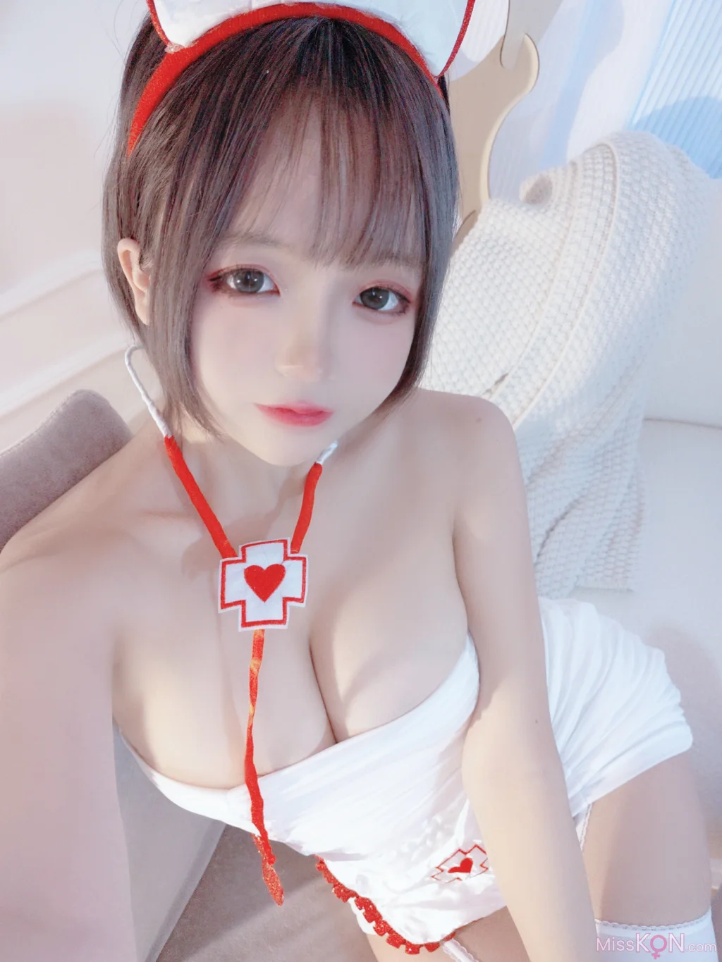 Coser@日奈娇: 护士姐姐 (51 photos) – Page 2