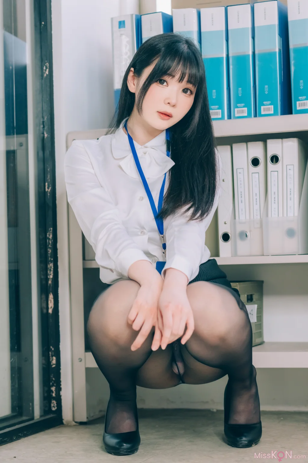 Coser@霜月shimo: 霜月的秘密辦公室 Shimo’ Secret Office (125 photos) – Page 2