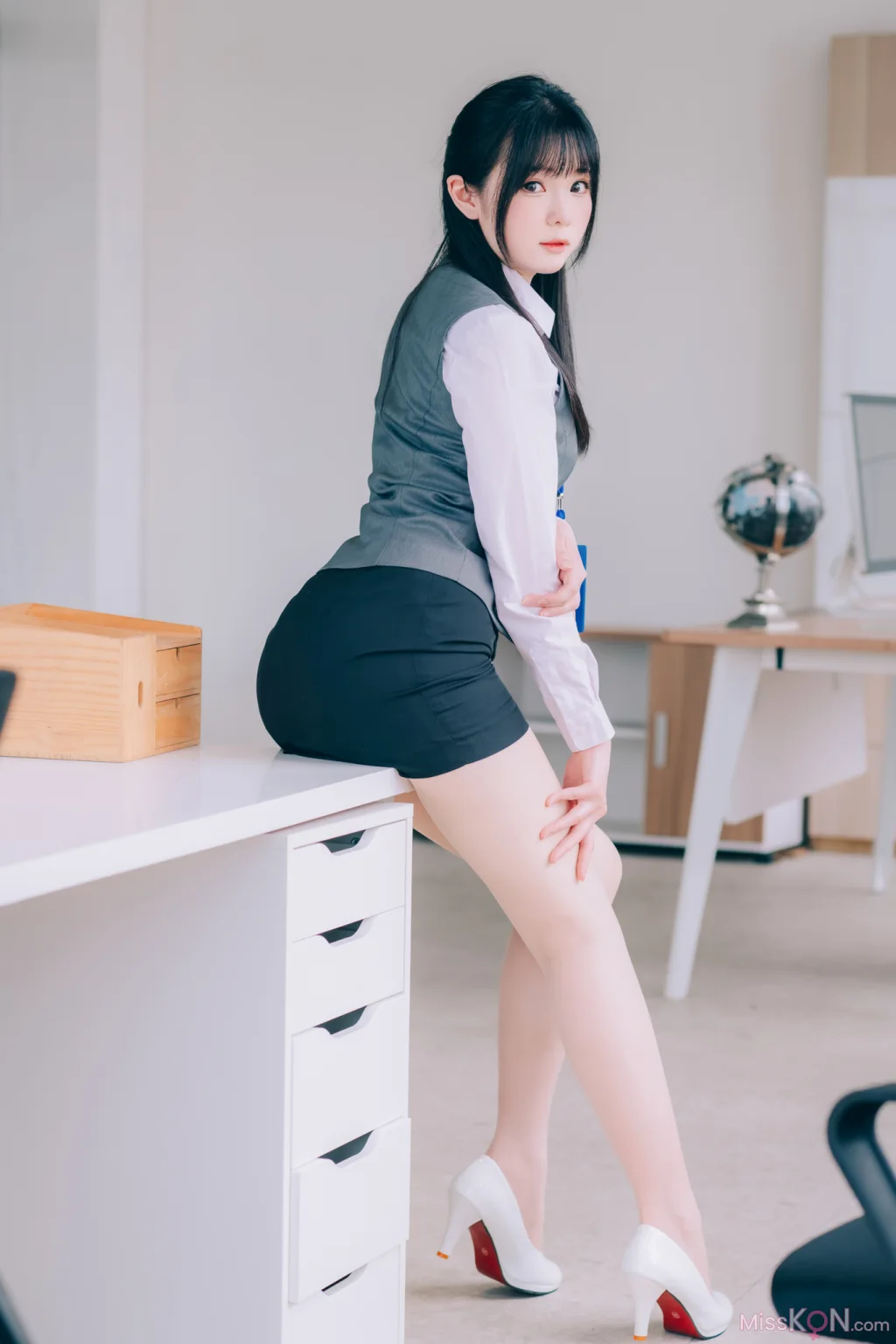 Coser@霜月shimo: 霜月的秘密辦公室 Shimo’ Secret Office (125 photos) – Page 3