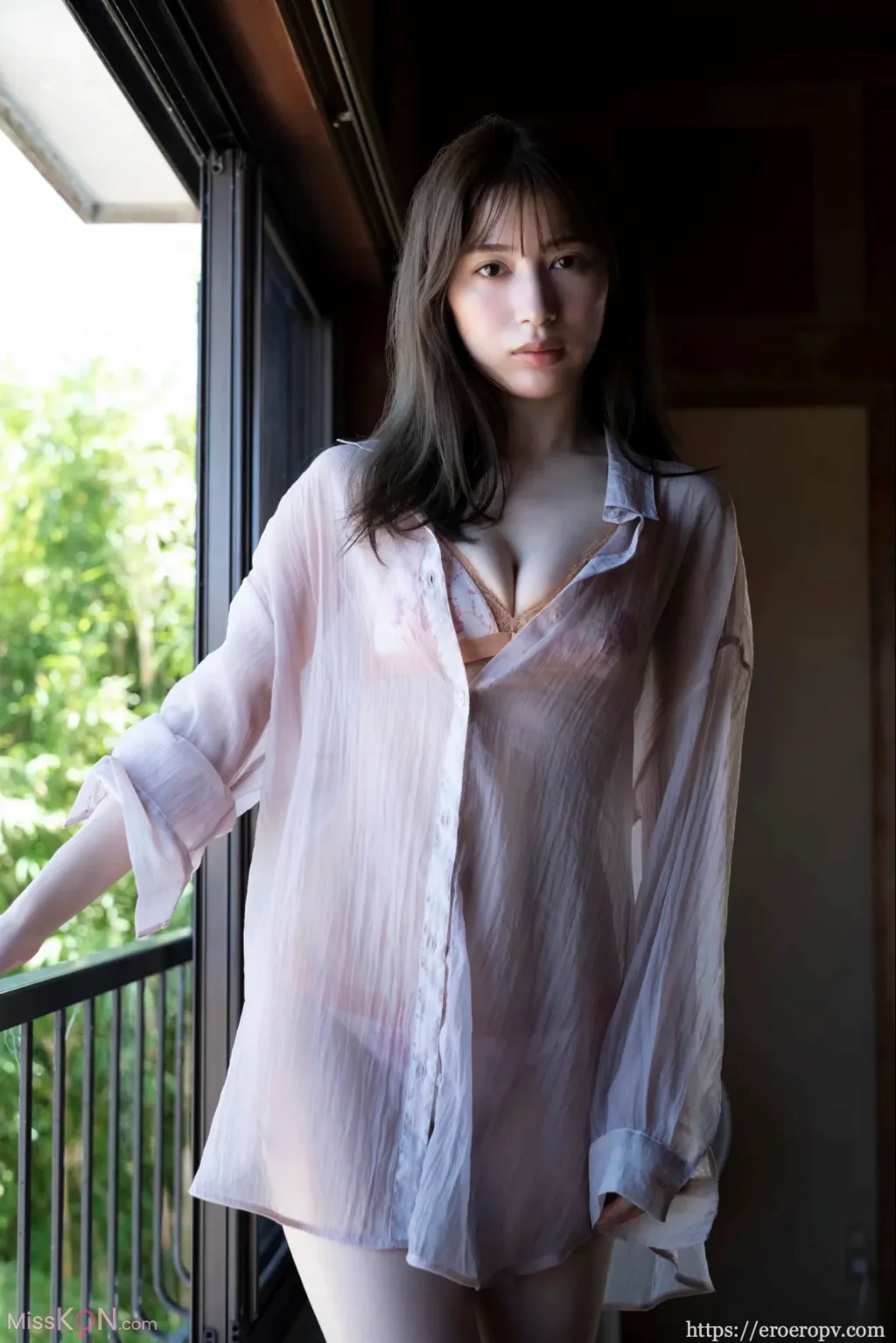 [JP] Risa Yukihira (雪平莉左): FRIDAY Monthly Girl 016 先行公開100カット (101 photos) – Page 2