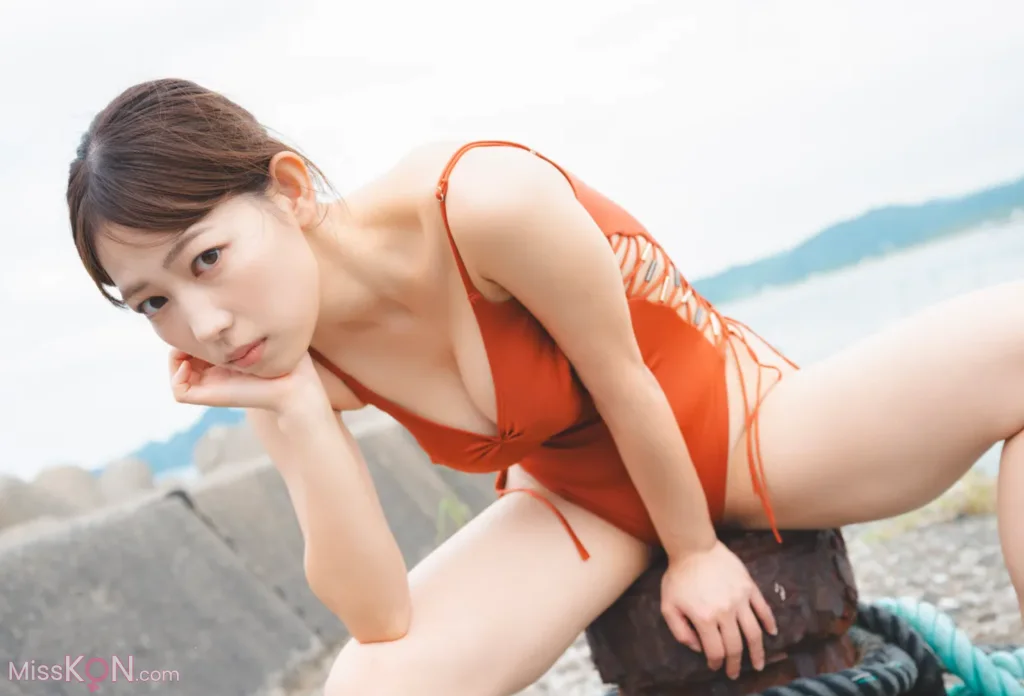 [JP] Yuuri Kouchi (河内裕里): FRIDAY Monthly Girl 042 完全未発表100カット (113 photos)