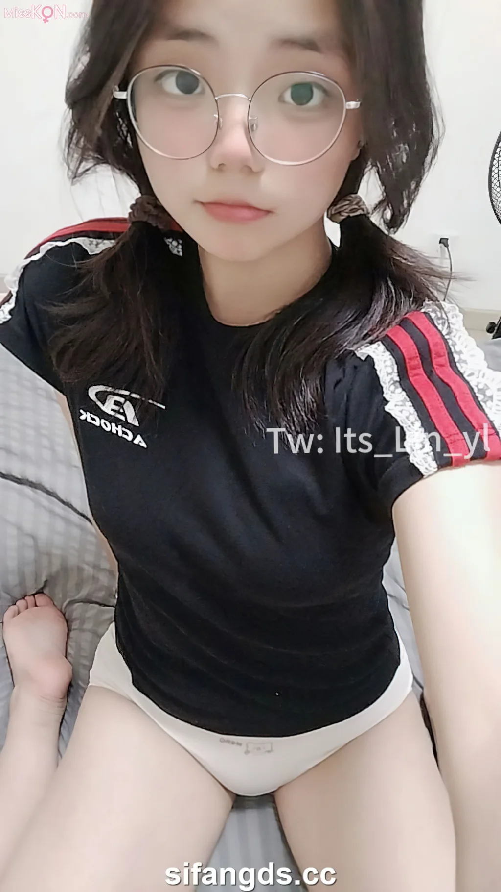 ItsLin_yl(琳宝): 可爱宝妈 (46 photos + 10 videos)
