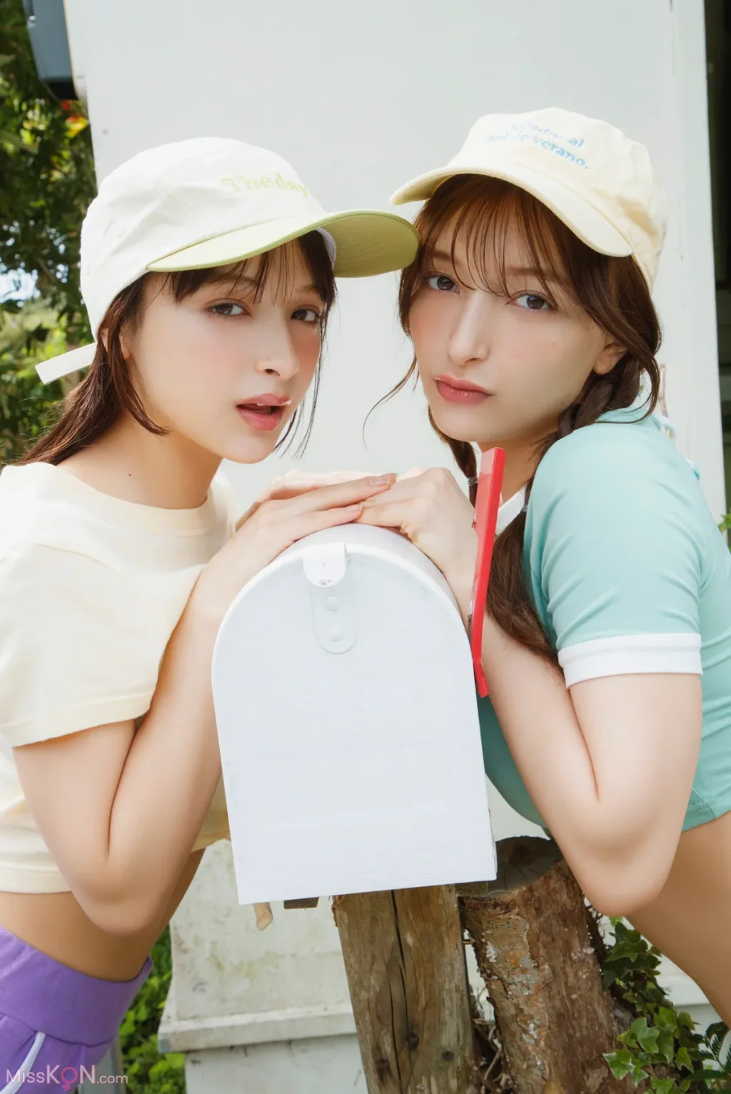 [JP] Erika & Marina Momose (百瀬まりな): FRIDAY Monthly Girl 049 エリマリ姉妹 完全未発表100カット＆ムービー (106 photos + 1 video) – Page 3