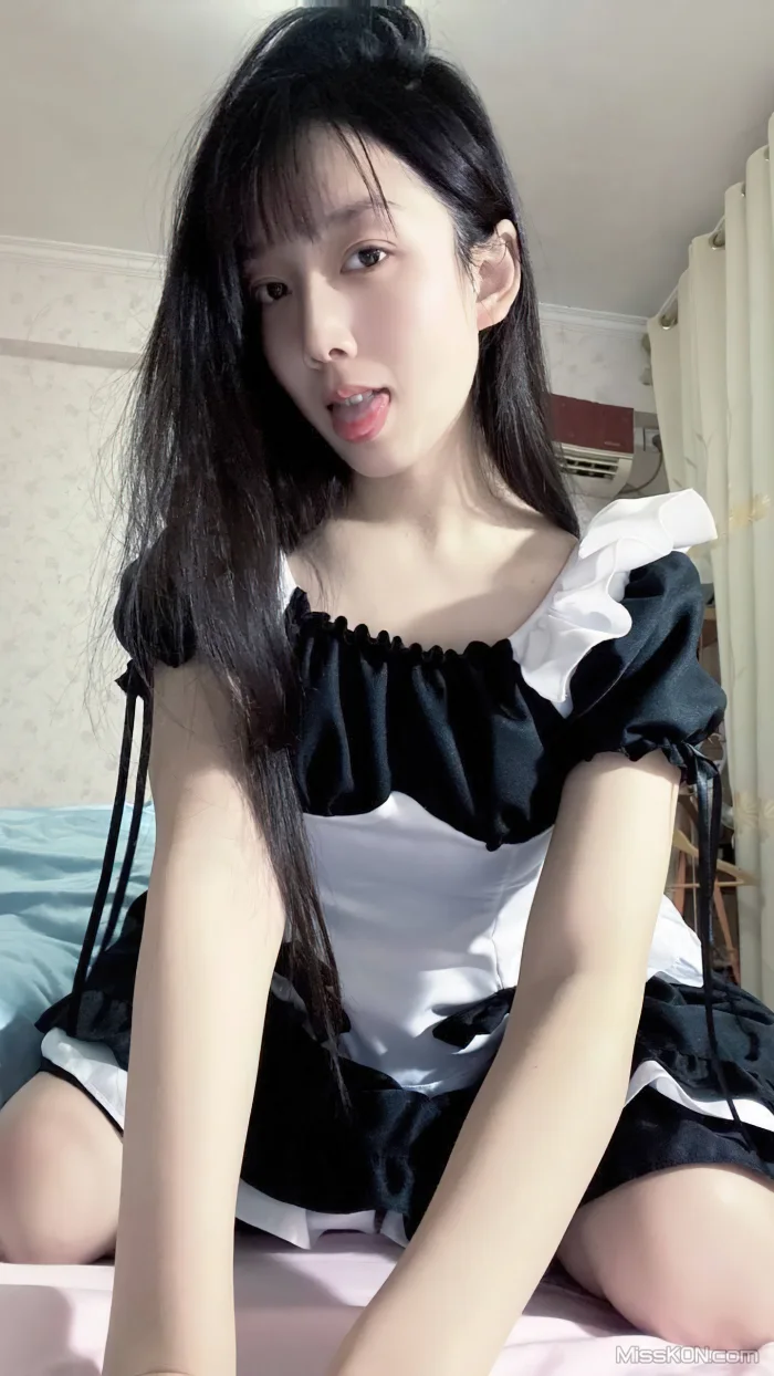 瑶瑶: 纯欲小姐姐私拍 (39 photos + 6 videos) – Page 3