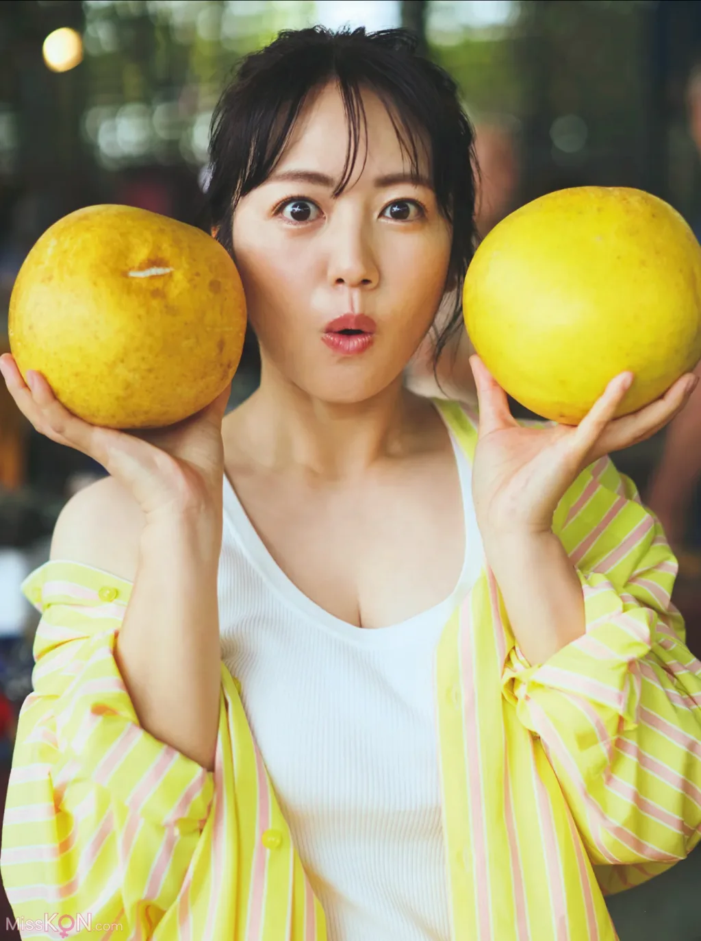 [JP] Sayaka Isoyama (磯山さやか): FRIDAY GOLD 永遠のビーナス (20 photos)