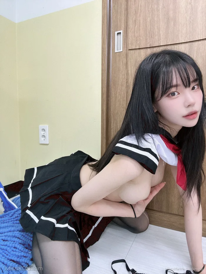 Kiryong (기룡님): 팬트리 영상 (20250810) (99 photos + 80 videos) – Page 2