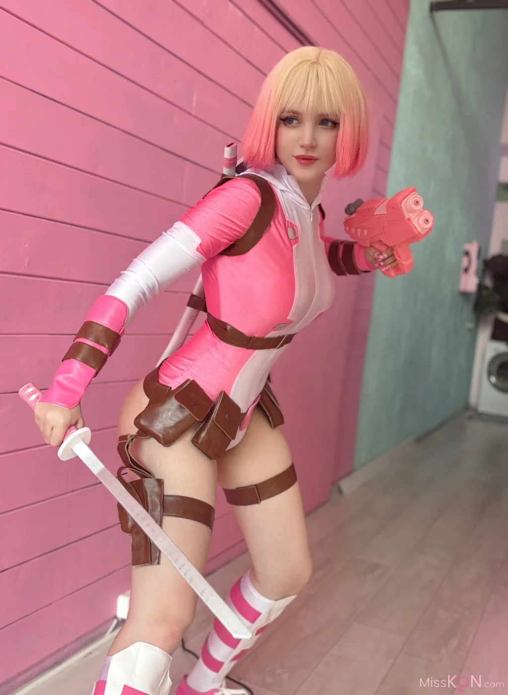 Coser@Ulichan: Gwenpool (62 photos) – Page 3