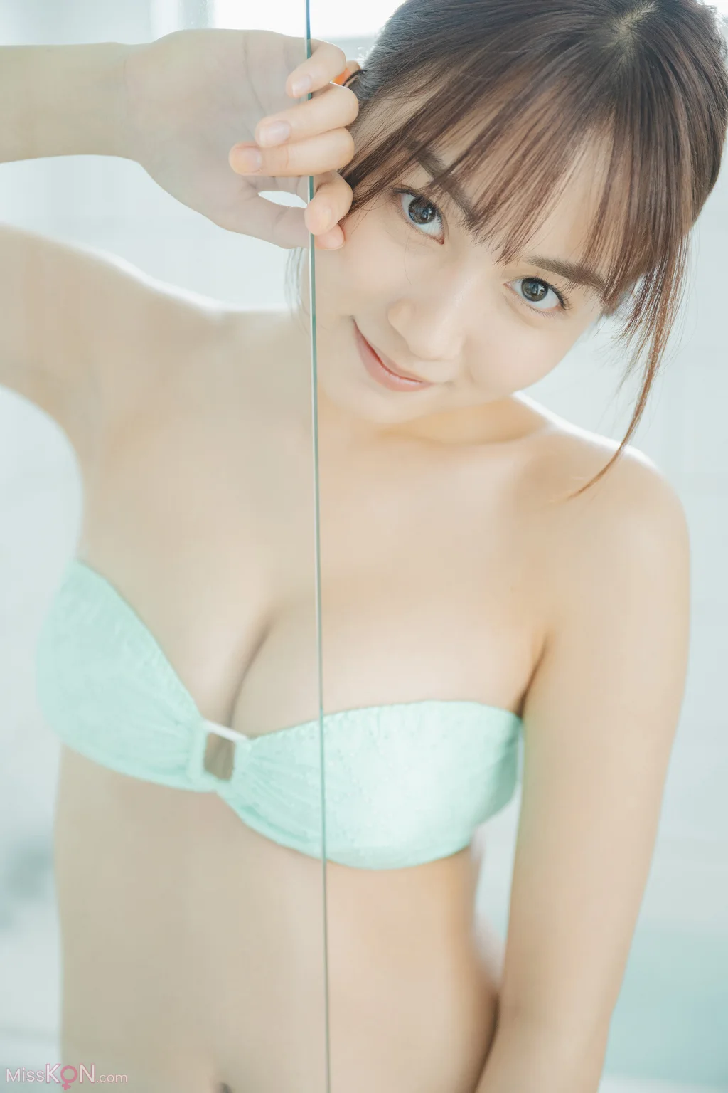[JP] Hikari Kuroki (黒木ひかり): 漫画アクションデジタル写真集 「たまには海辺で」 (45 photos) – Page 3