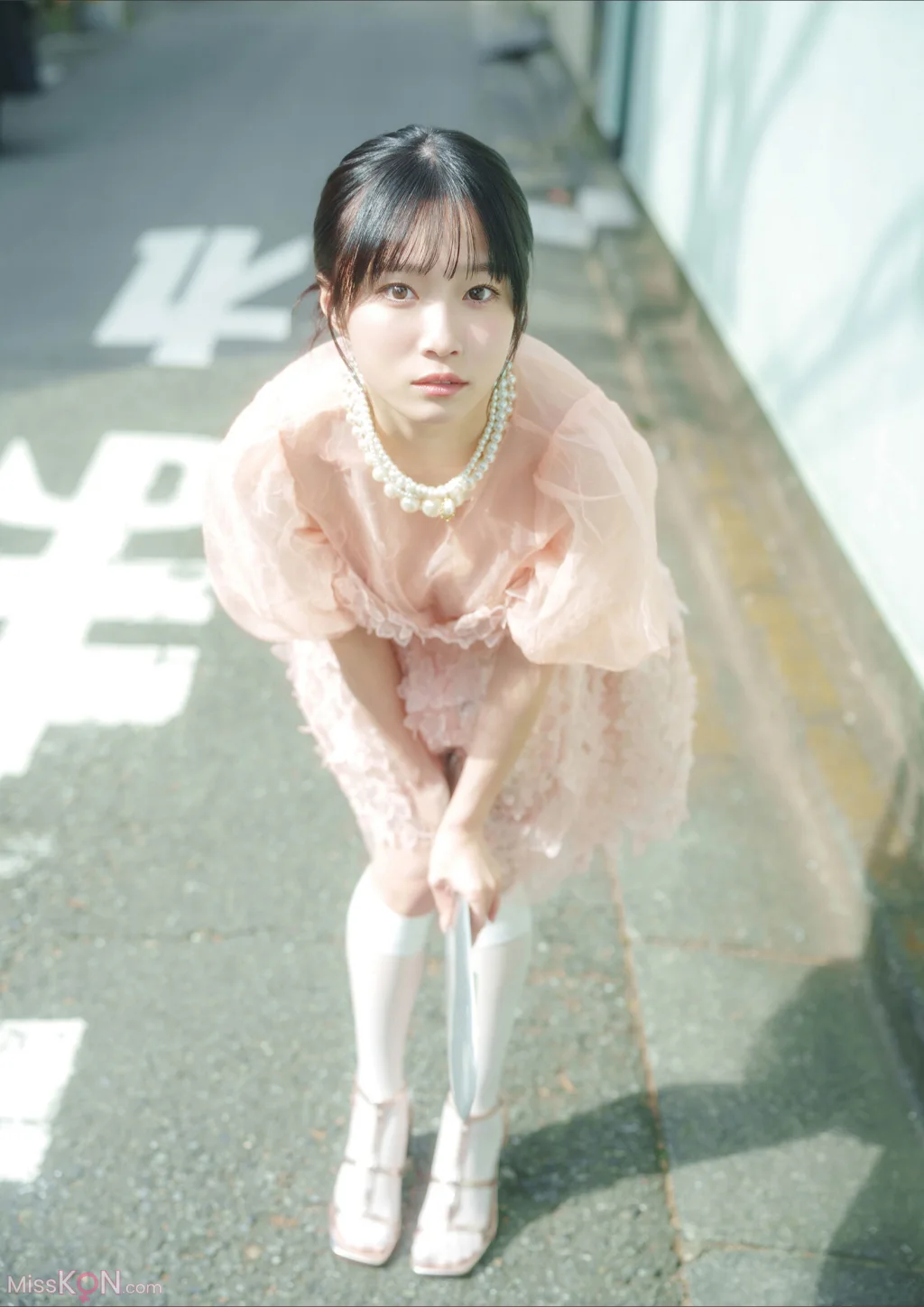 [JP] Miyu Kishi (岸みゆ):「ちっちゃくないもん。」 DOLCEデジタル写真集 (84 photos) – Page 4