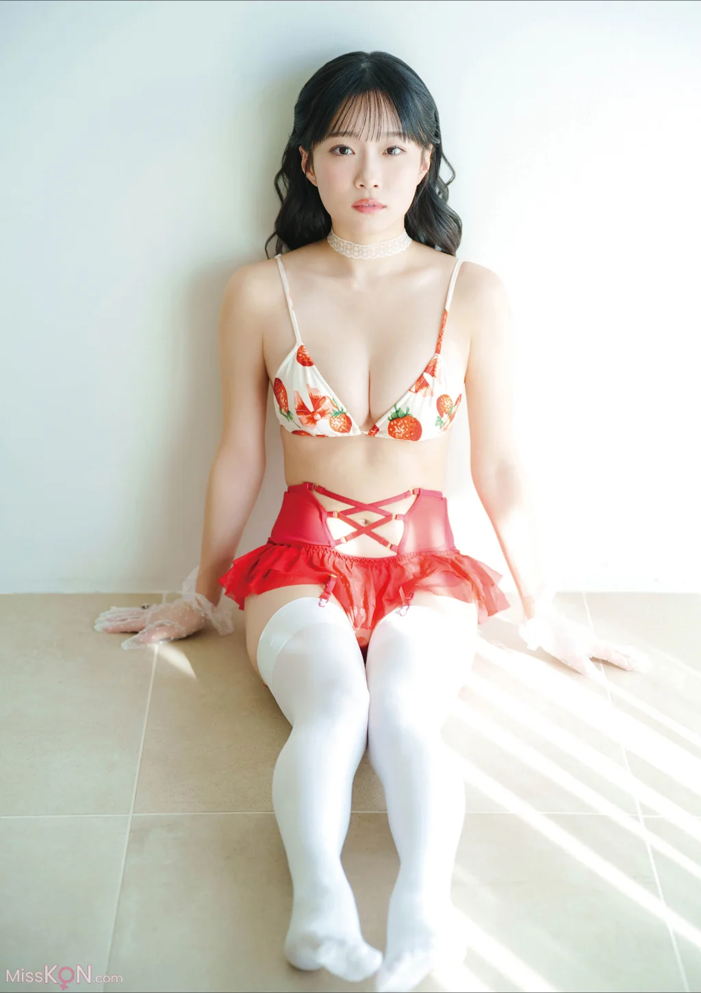 [JP] Miyu Kishi (岸みゆ):「ちっちゃくないもん。」 DOLCEデジタル写真集 (84 photos) – Page 4