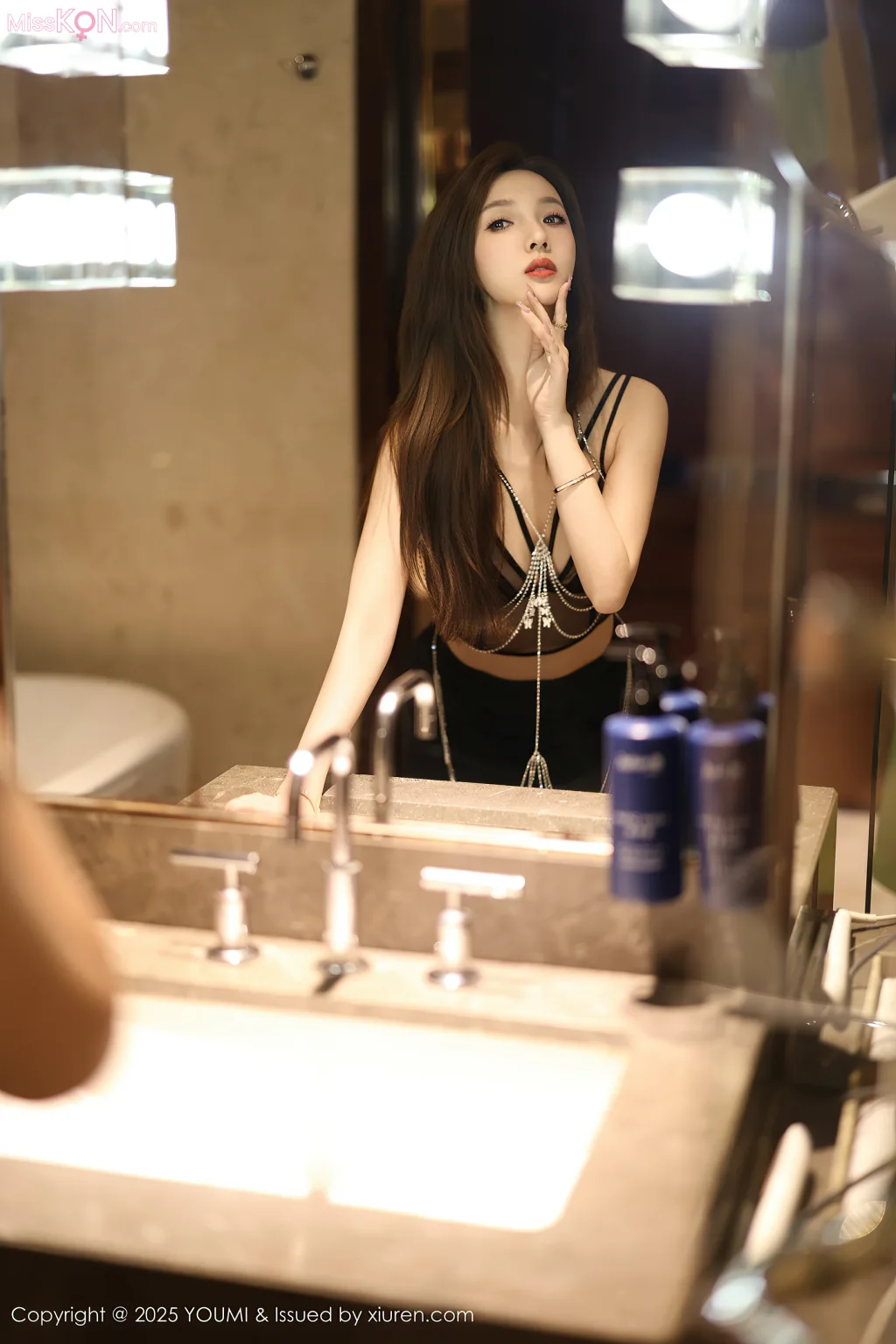 YouMi Vol.1156: 桃桃·夭夭twins (71 photos)