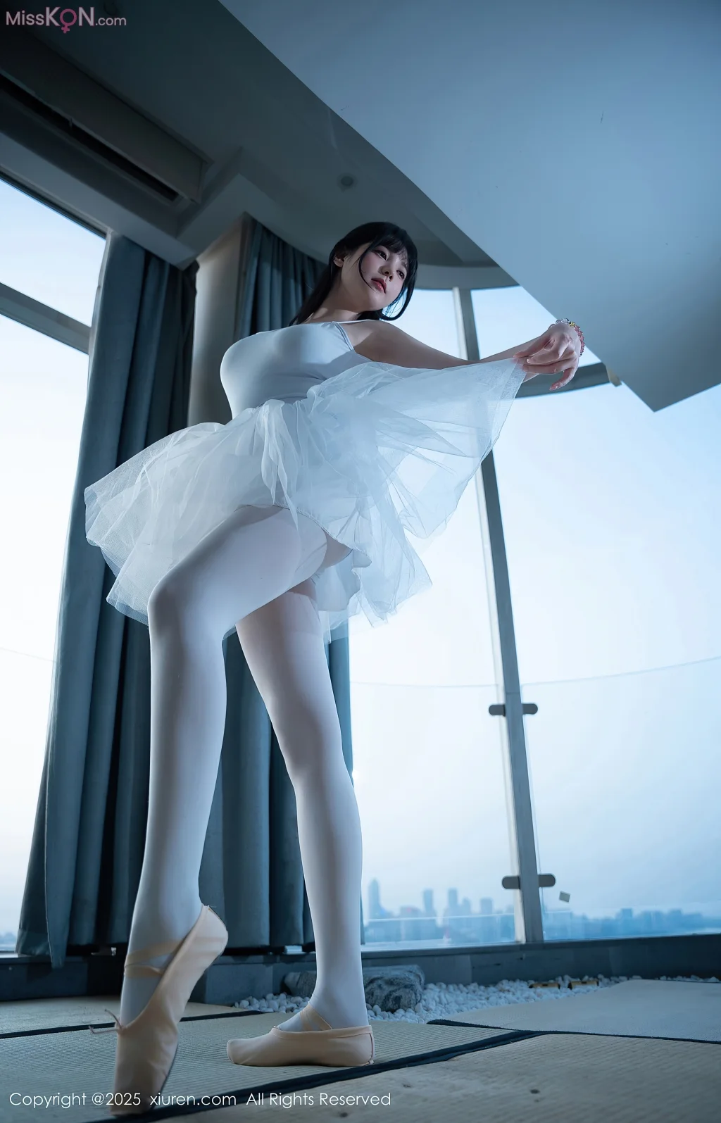 XIUREN No.10561 – 10575 (1161 photos) – Page 15