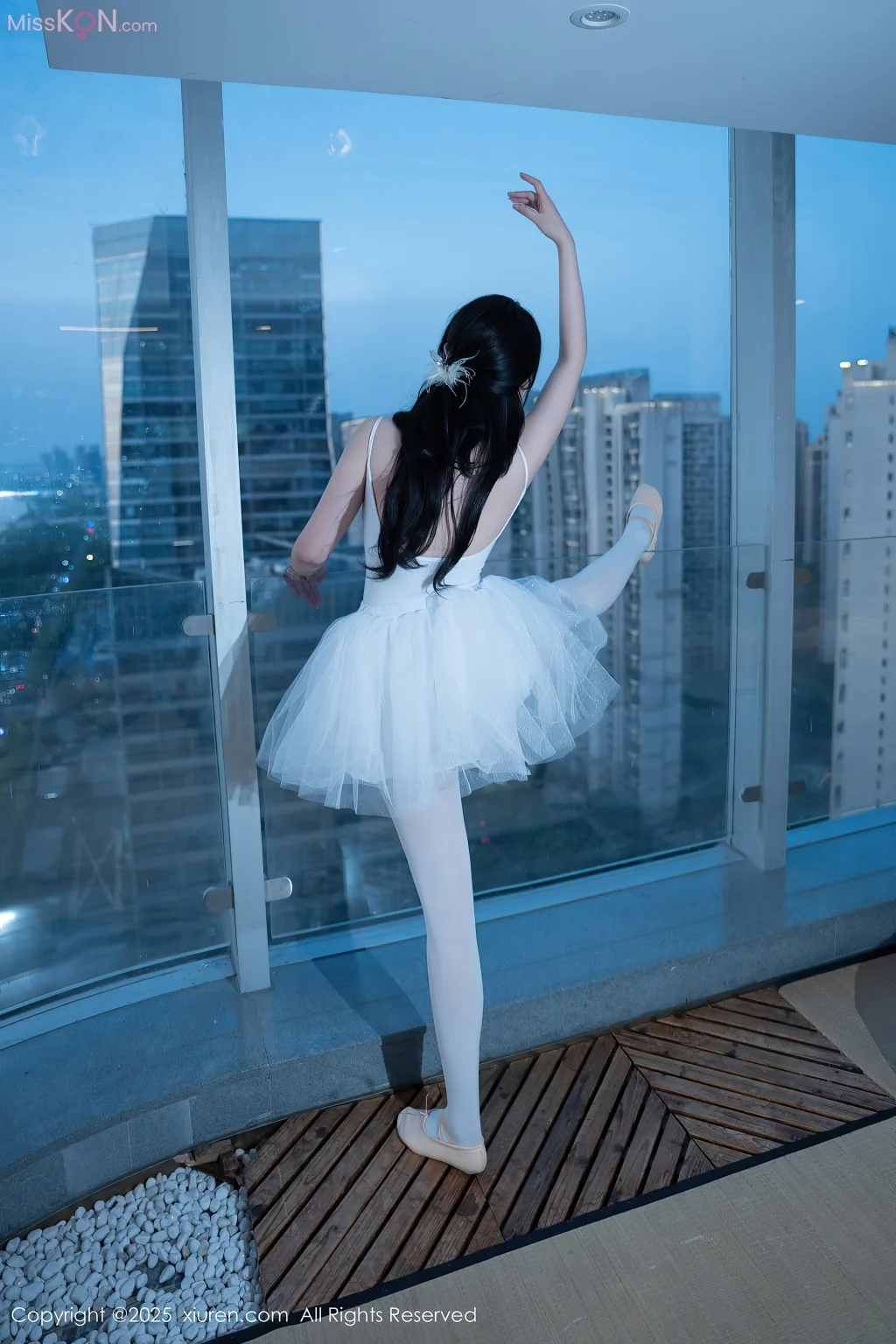 XIUREN No.10561 – 10575 (1161 photos) – Page 15