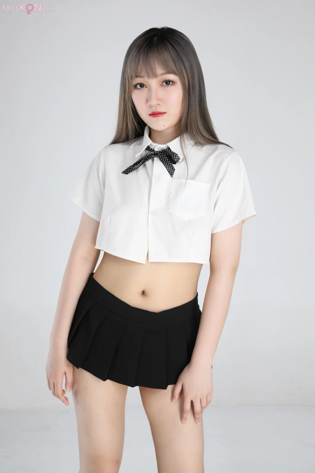 [Private Photoshoot] Yoyo(张雨婷): 行色模特 JK少女 (325 photos)