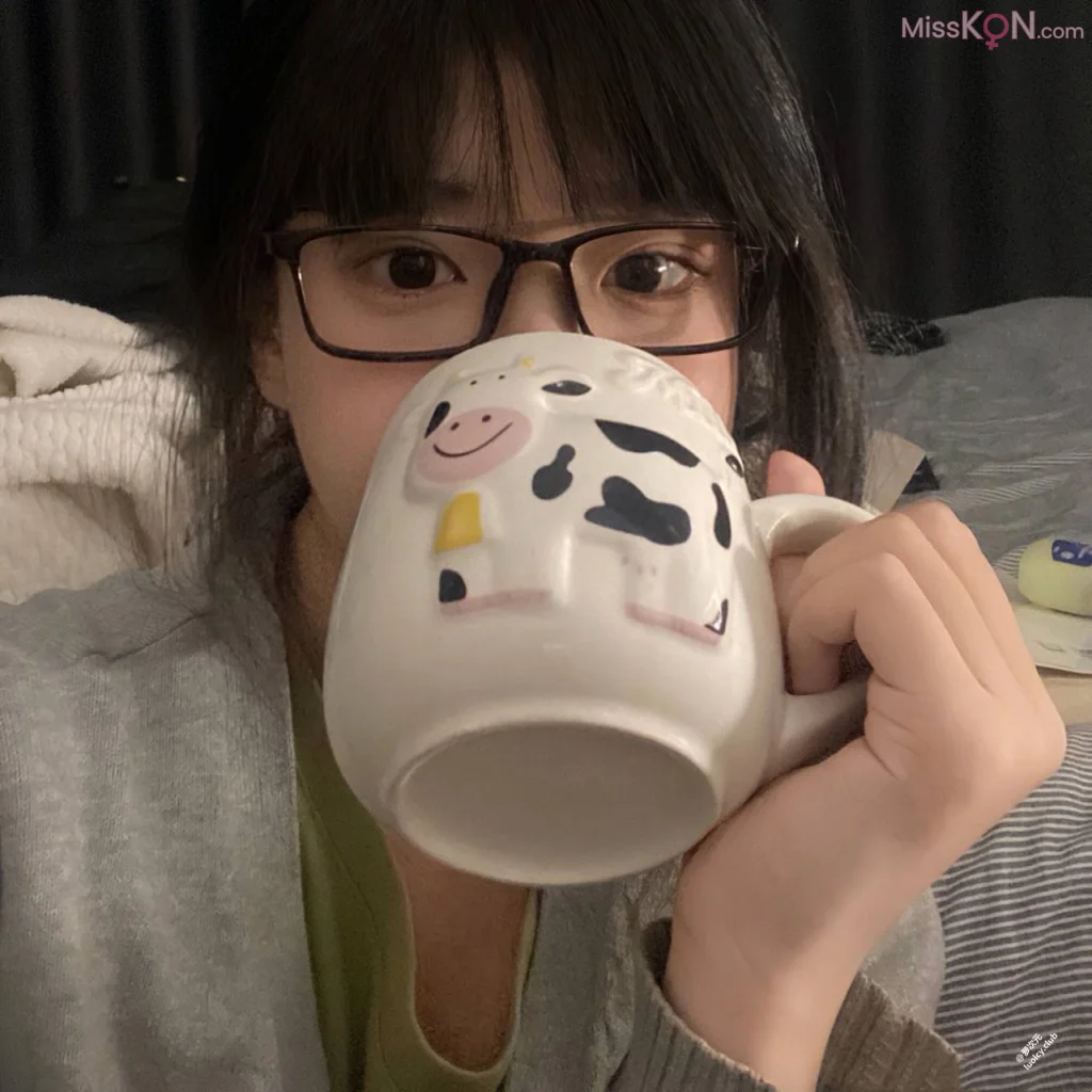 sanjiaoyuan(三角圆): 顶级白虎萝莉门槛福利合集 (719 photos + 124 videos) – Page 2