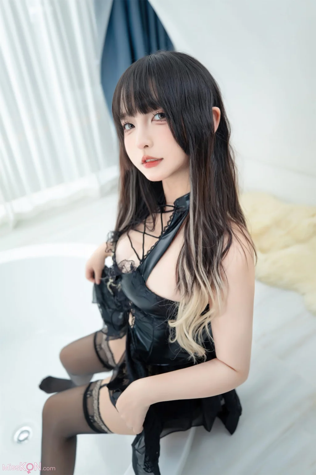 Coser@神楽坂真冬: 绝命吊带 (75 photos + 2 videos) – Page 2