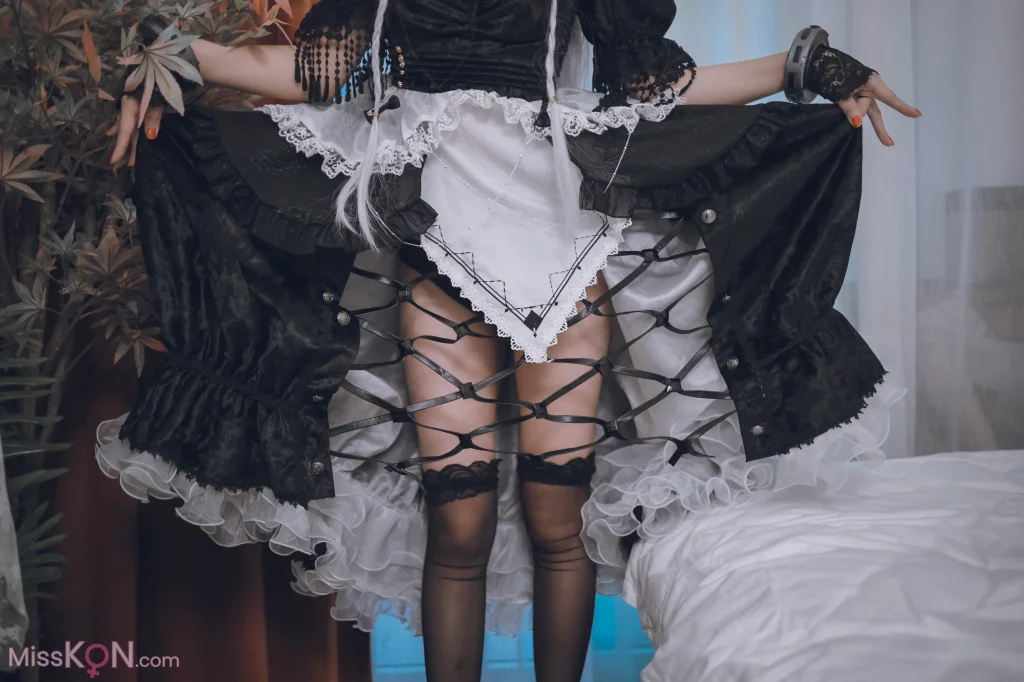 Coser@流年不停_w: 碧蓝航线 赫敏 (32 photos)