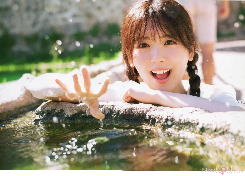 [JP] Nagi Inoue (井上和): 筒井あやめ 1st写真集 感情の隙間 (169 photos)
