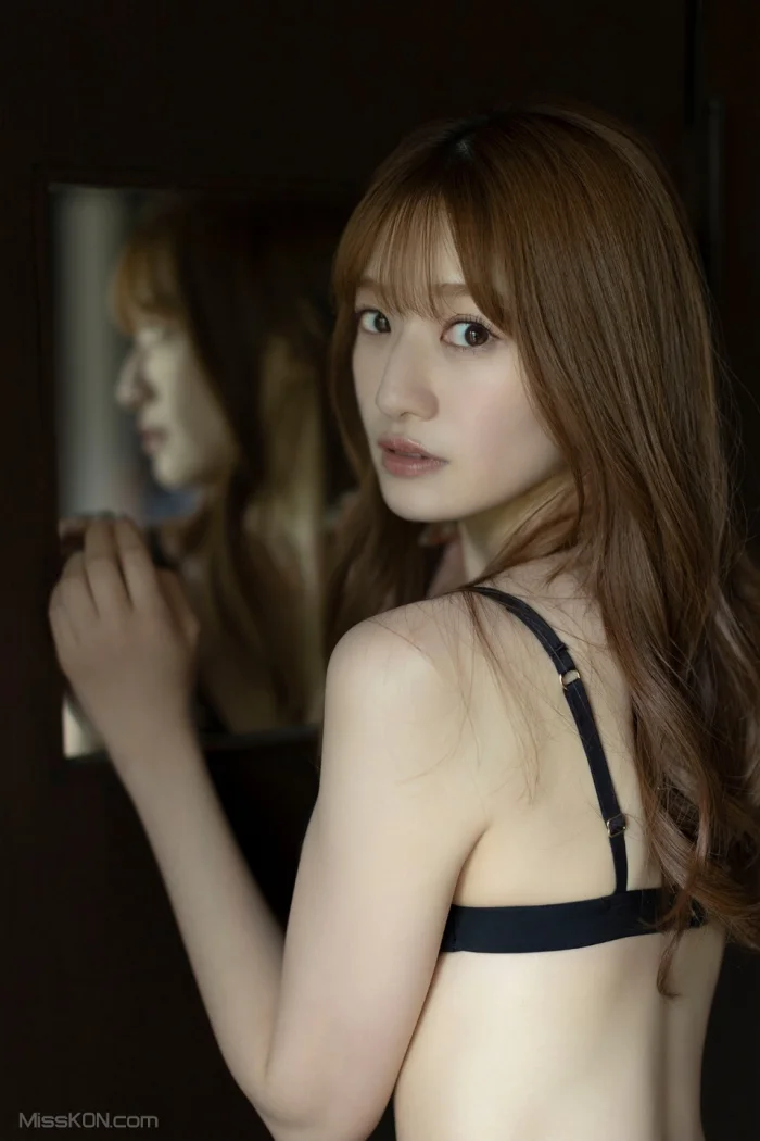 [JP] Kana Nakada (中田花奈): FRIDAYデジタル写真集 こんなにそばにいるのに (85 photos)