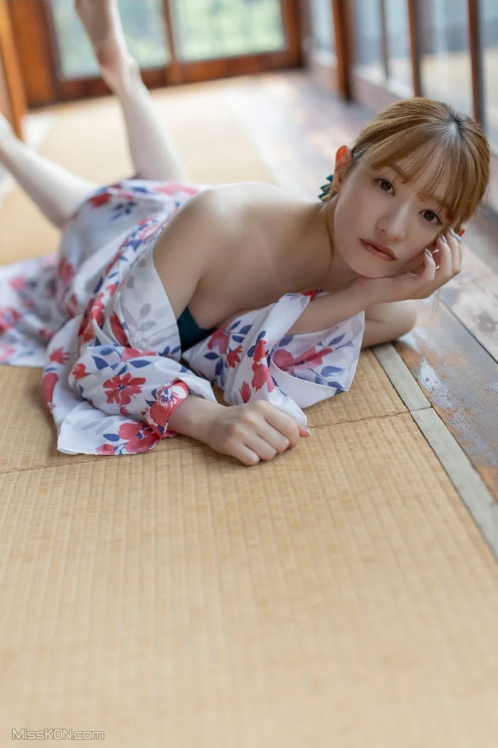 [JP] Kana Nakada (中田花奈): FRIDAYデジタル写真集 こんなにそばにいるのに (85 photos) – Page 2